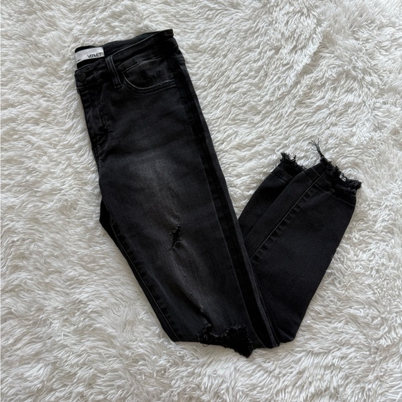 Vervet Distressed Black Raw Hem Skinny Jeans - Picture 13 of 13